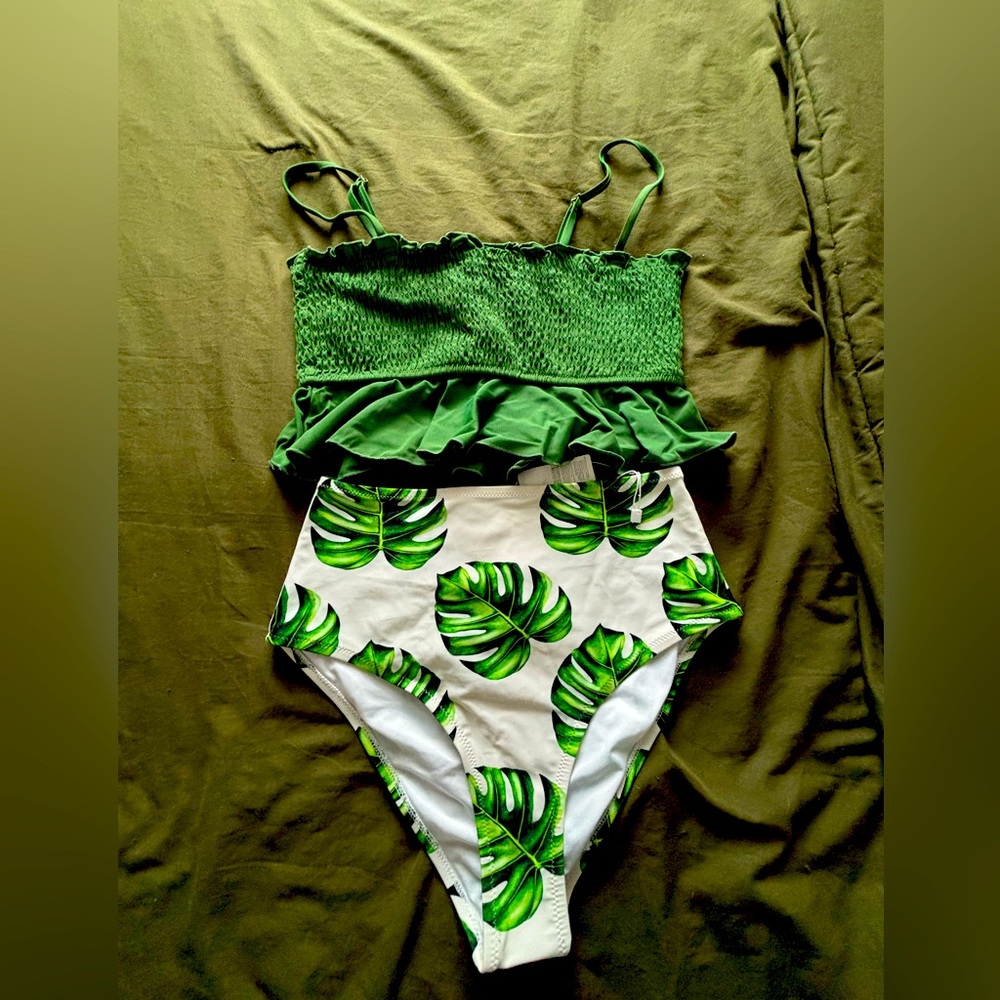 Cupshe Leaf Print Smocked High Waisted Bikini Set